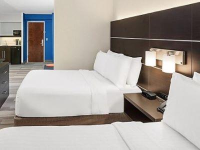 Express By Ihg Hotel